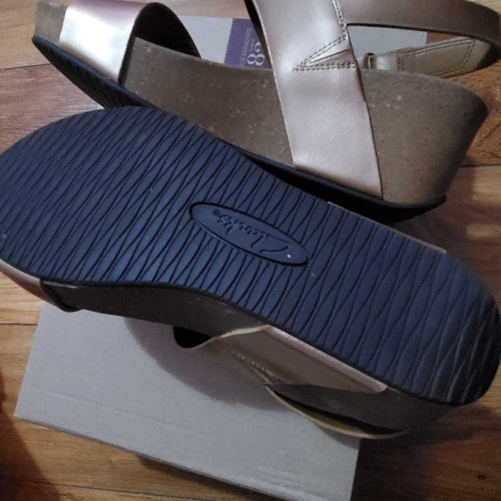 Clarks Sandals - Picture 6 of 7